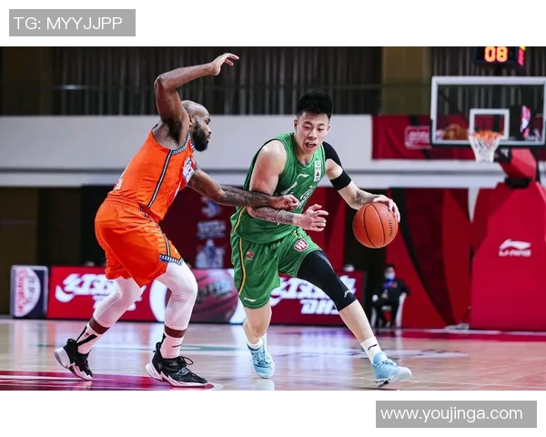 町田泽维亚迎战德鸟漩涡激烈对决引发球迷热议与期待