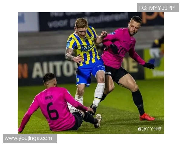 荷甲阿尔克马尔与乌德勒支激情对决全场欢呼声此起彼伏