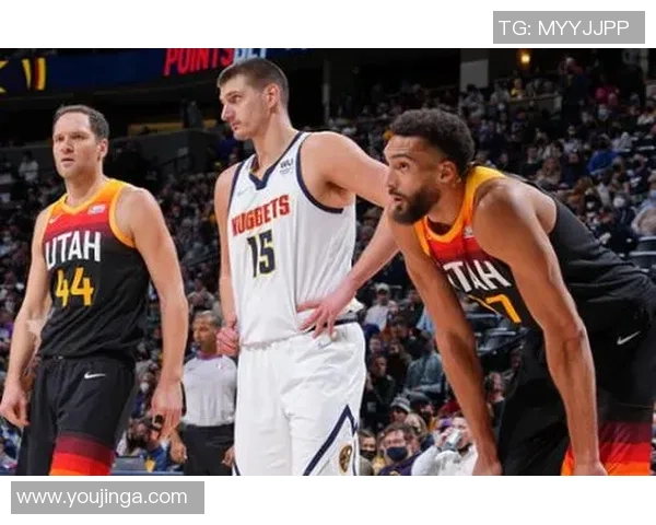 卡拉巴克与库克斯上半场比分揭晓精彩瞬间回顾